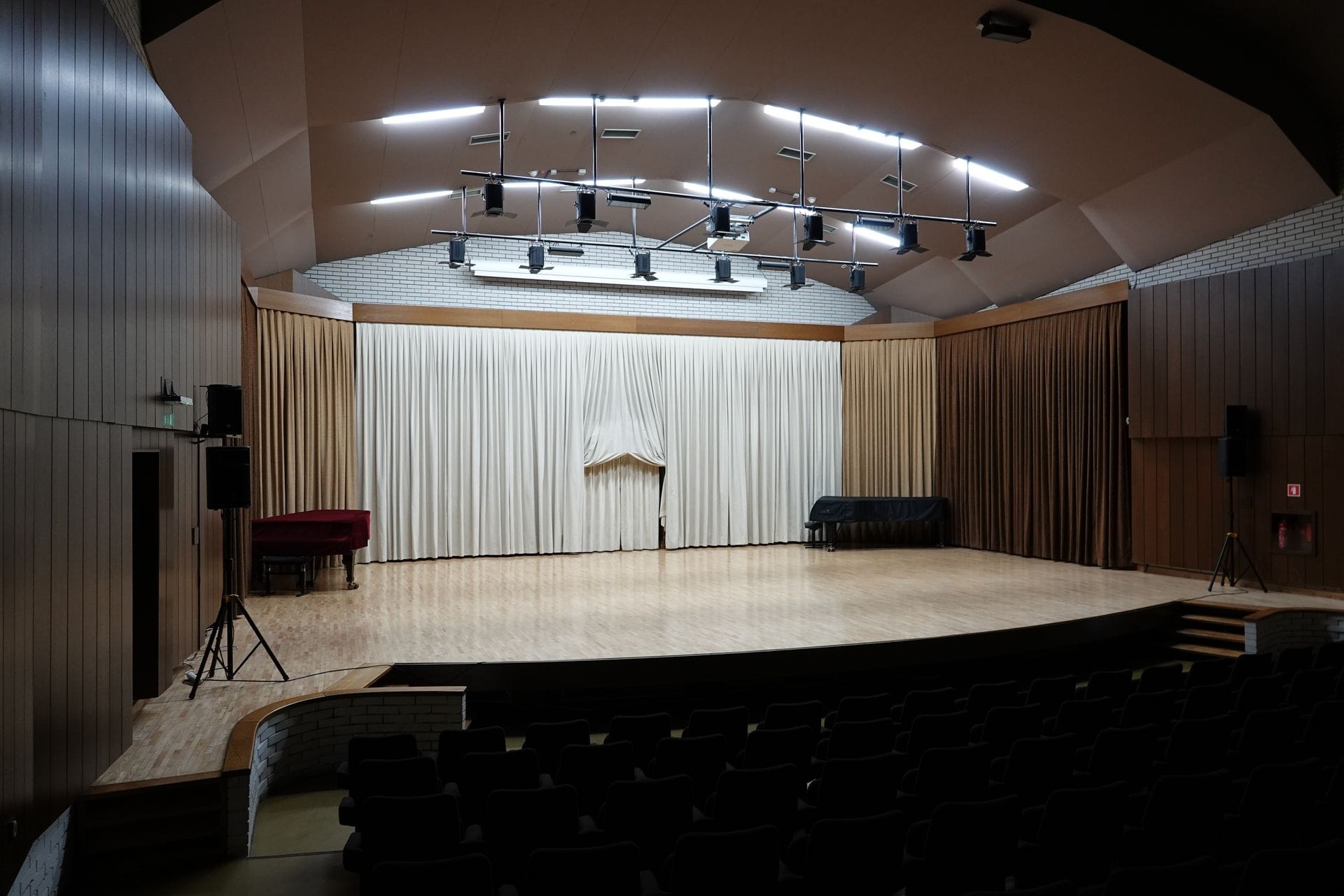 Koncert kitarskega orkestra GuitarSoundOrchestra (Švica)