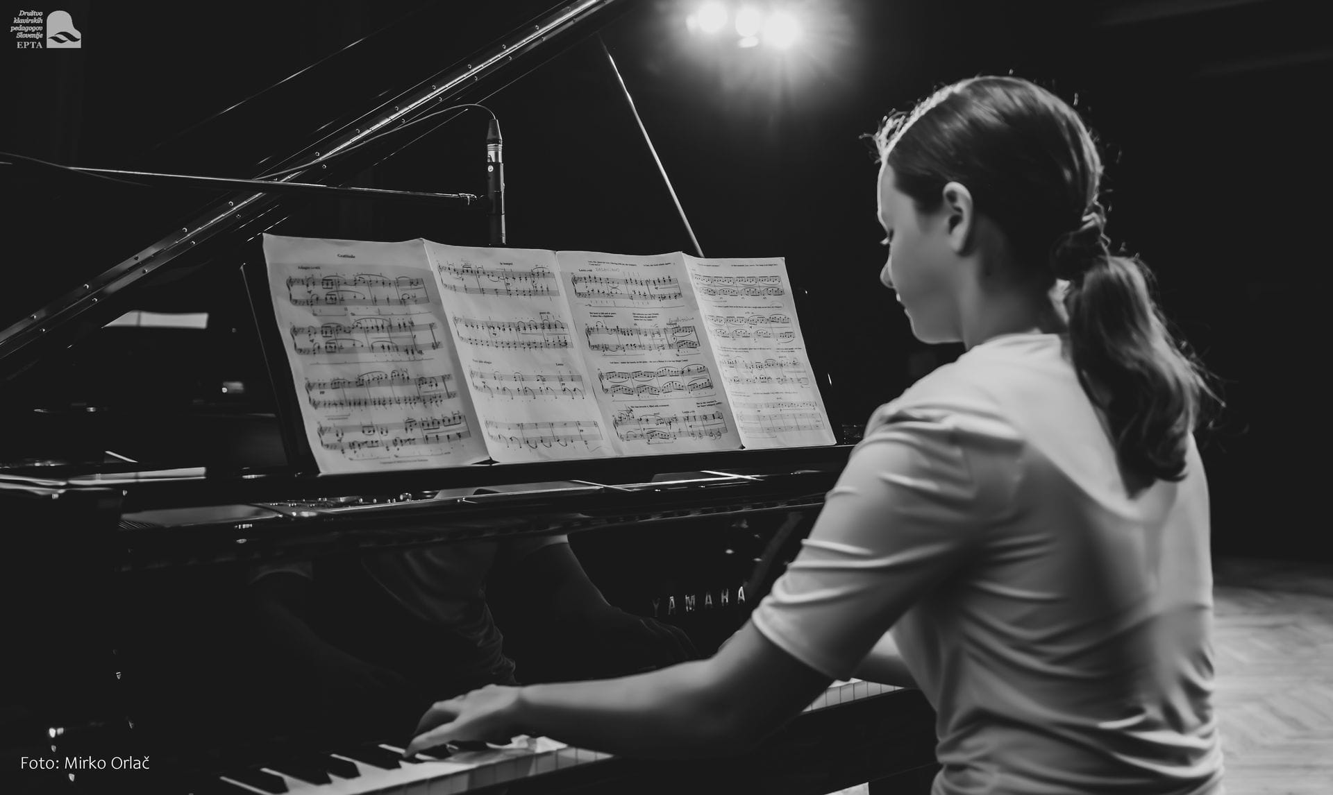 Recital – Nuša Mesarec (klavir) s prijatelji