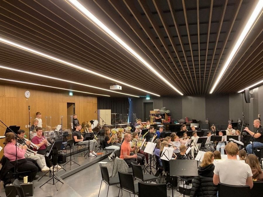 news-mladinski-pihalni-orkester-oddelka-sostanj-posnel-skladbo-sk.jpg
