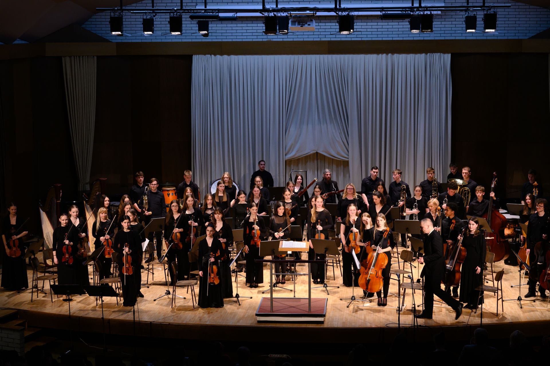 O | orkestru